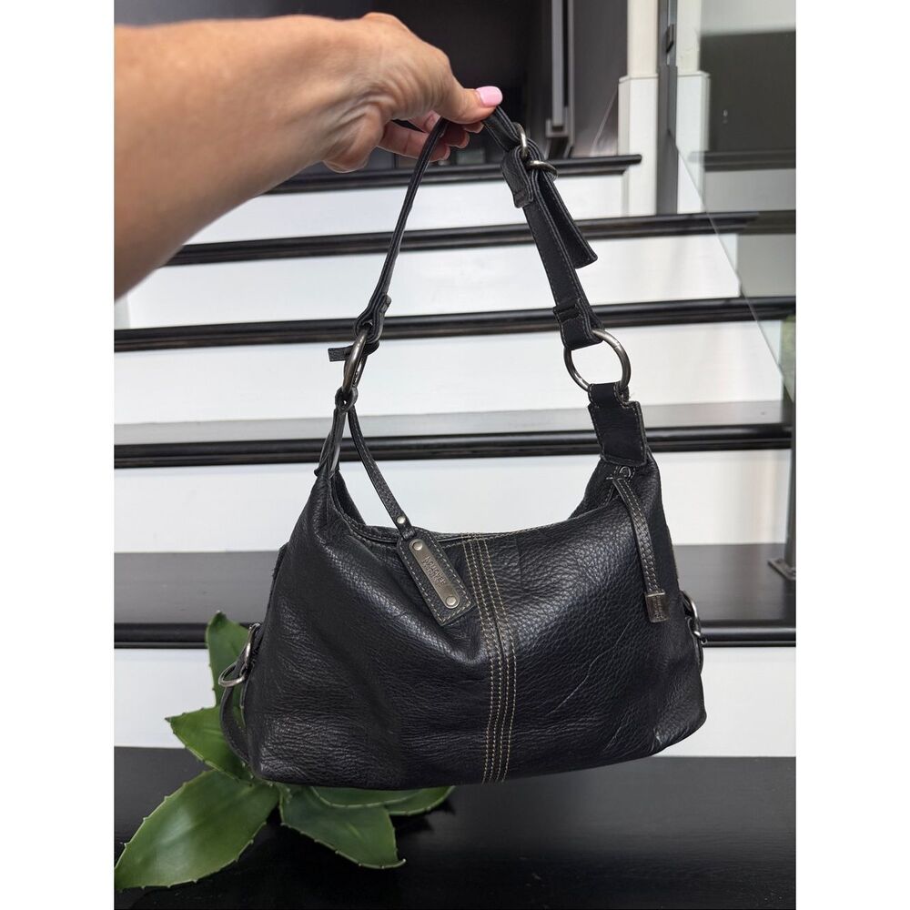 Kenneth Cole Reaction black pebbled leather shoulder hobo handbag adjustable